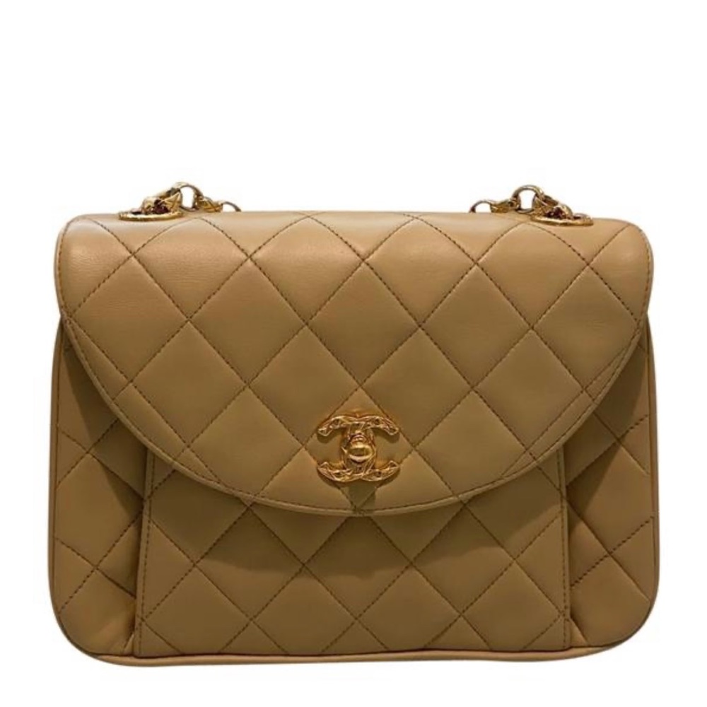 Chanel lamb skin flag bag beige